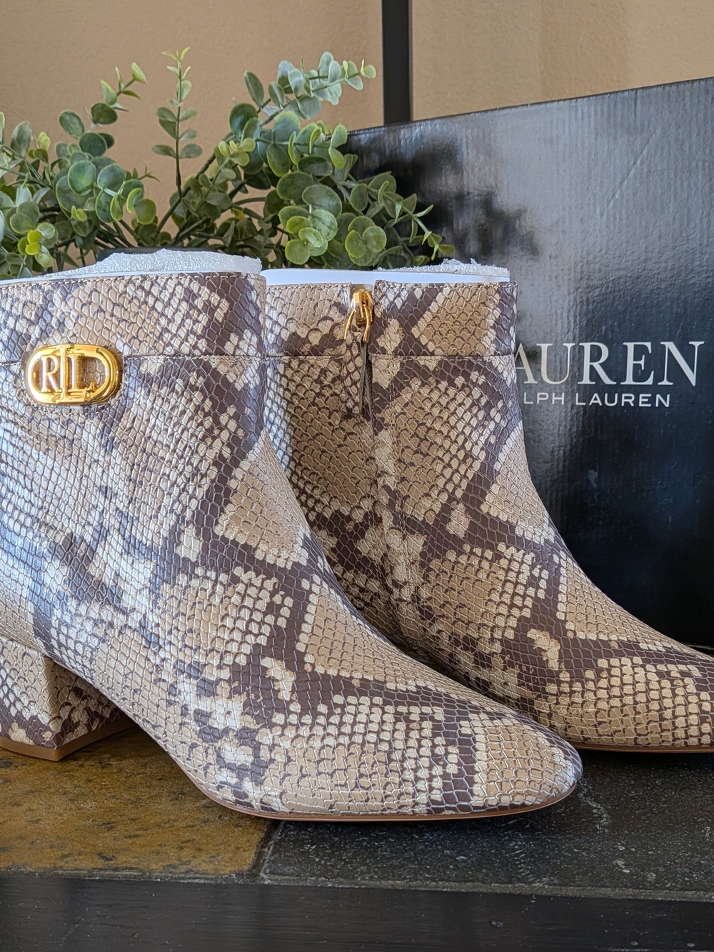 NWT! Lauren Ralph Lauren Womens Snake Embossed Leather Ankle Boot Size 9